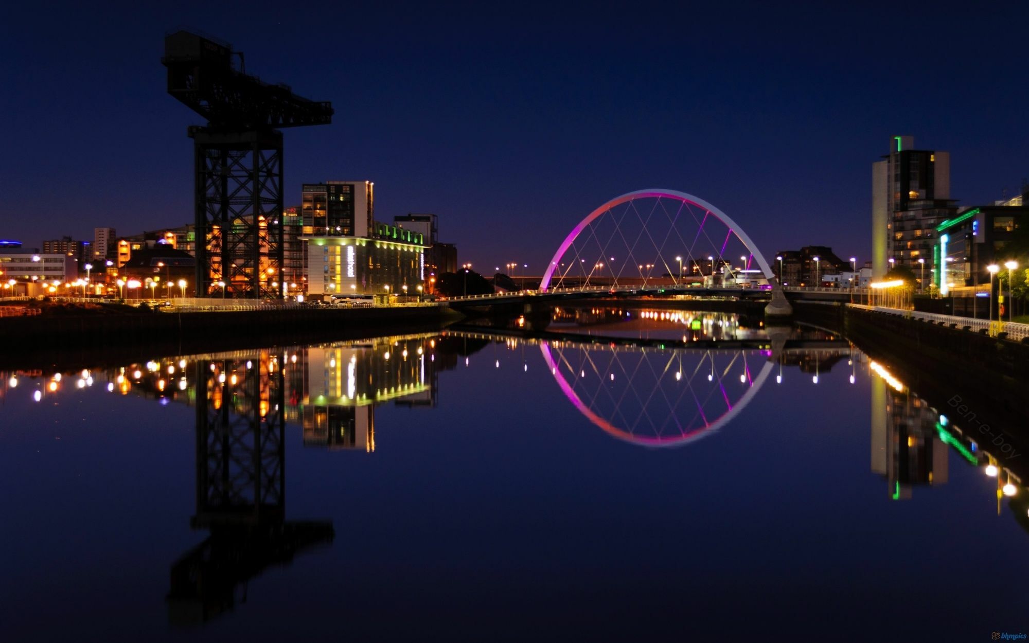 2 Bed Apartment Finnieston Glasgow Luaran gambar